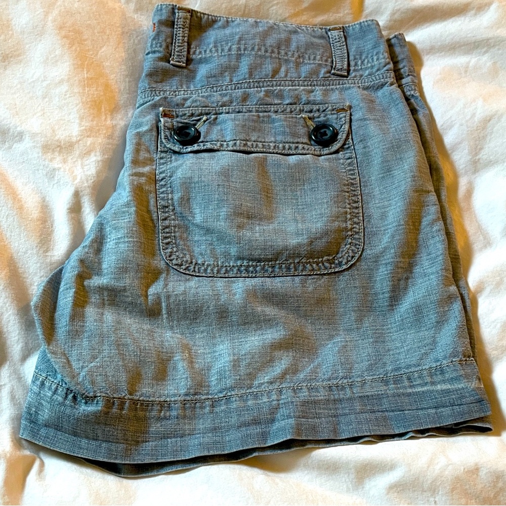💥2 for $20 GAP Women’s Distressed Faded Blue Light Cotton Jean Shorts, Size 8